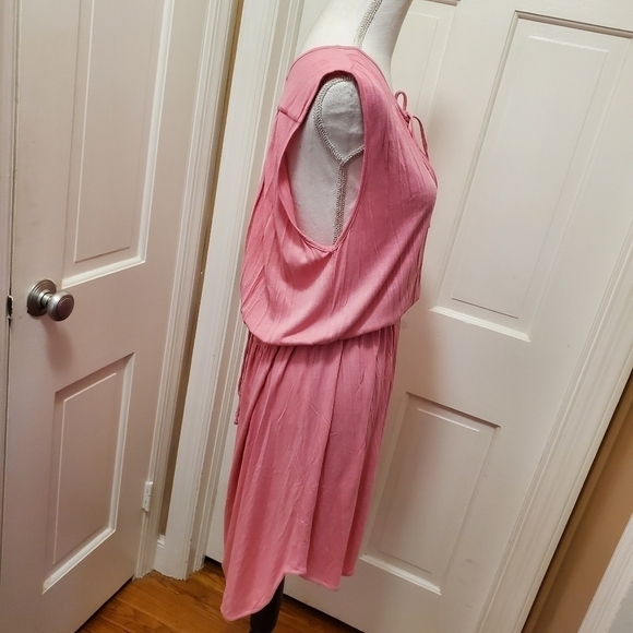 H&M Pink Knit Sleeveless Summer Dress Size Medium - Picture 3 of 10